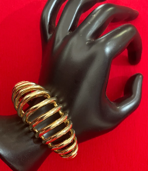 brazalete dorado